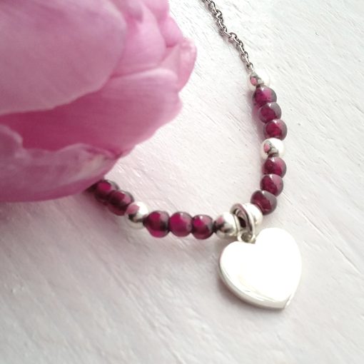 Collana in argento con radice di rubino e cuore pendente - immagine 2