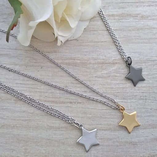 Collana con ciondolo a forma di stella - immagine 4