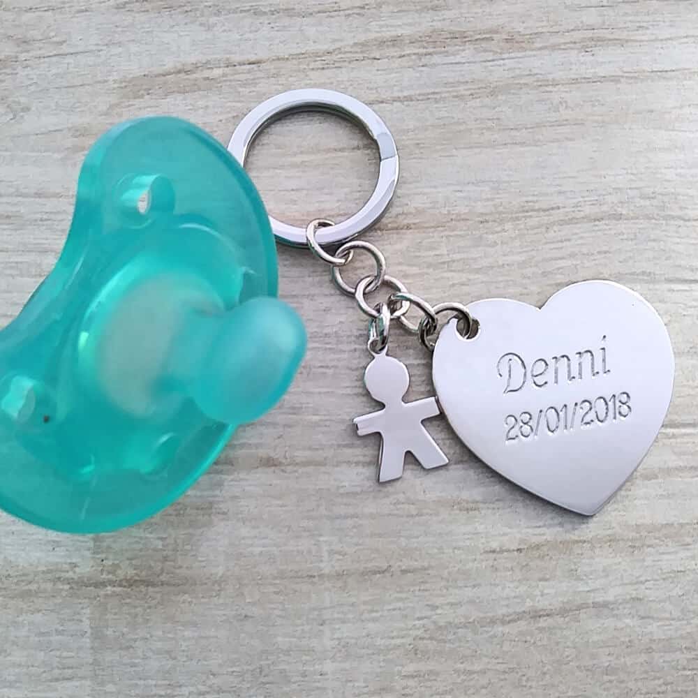 Coppia portachiavi e collana con ciondolo a cuore, personalizzabili