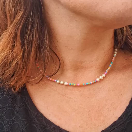 collana con perline heishi