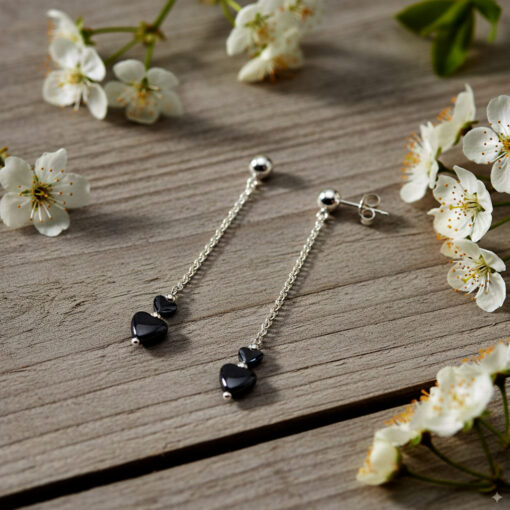 Orecchini in argento con cuoricini in ematite